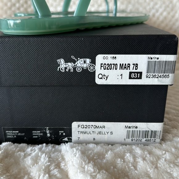 Brand New COACH JELLY SANDALS Tea Rose T-STRAP Sandals SIZE 7 Marine BLUE - Picture 8 of 8